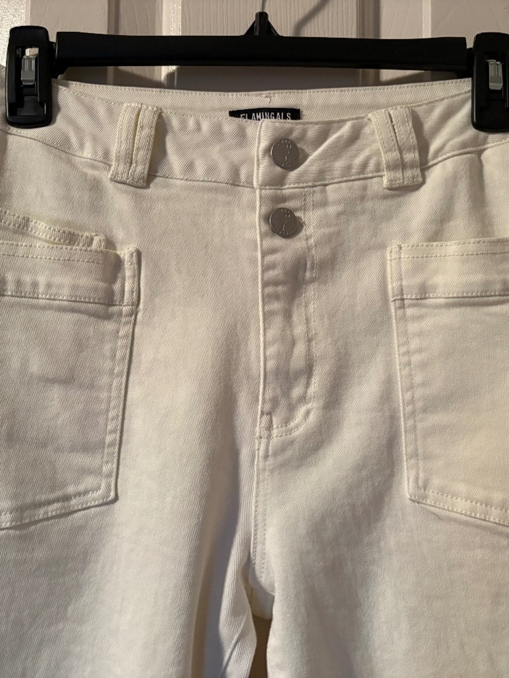 Flamingals Size Small (4/6) Beige Crop Pants - Picture 2 of 6